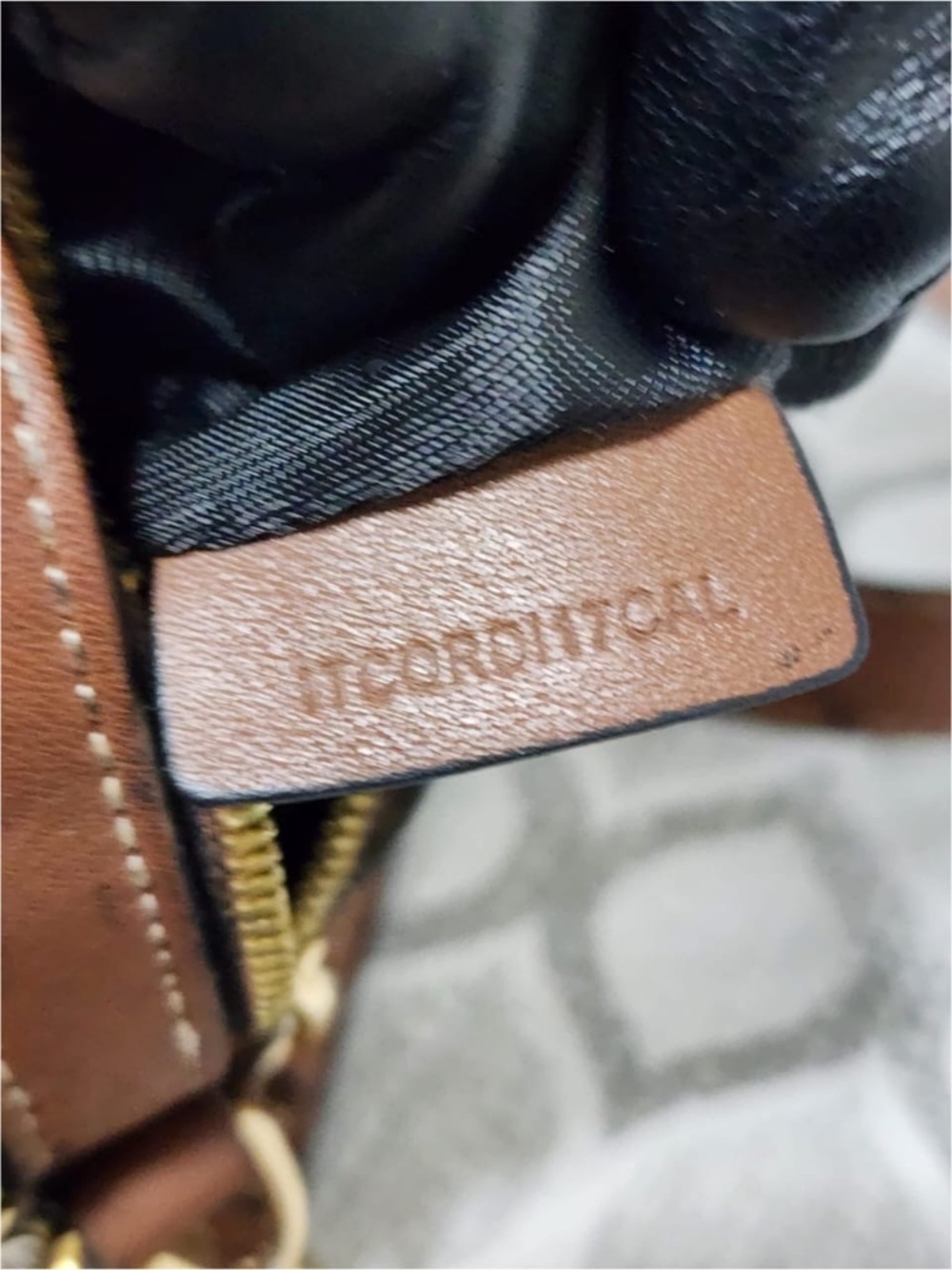 Authentic BURBERRY Canvas Calfskin Louise Crossbody/Shoulder Bag Brown/Beige/Bla - Picture 3 of 16